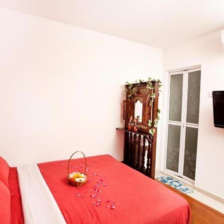 Oyo 90855 Vince Villa Bukit Mertajam Buitenkant foto