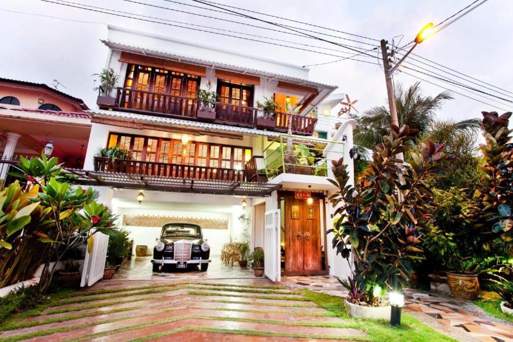 Oyo 90855 Vince Villa Bukit Mertajam Buitenkant foto
